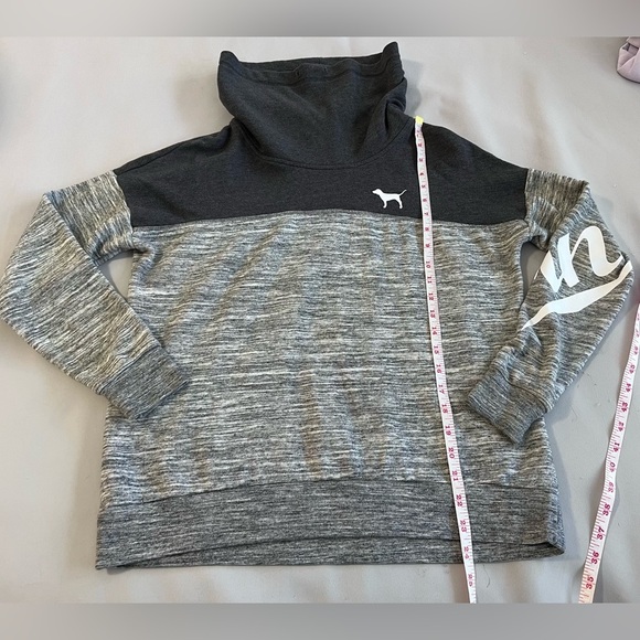 Victoria’s Secret PINK Sweatshirt Womens Sz XS  Gray Spell Out High Cowl Neck - Picture 7 of 8